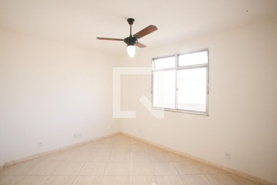 Quarto 1 de apartamento à venda com 2 quartos, 55m² em Taquara, Rio de Janeiro