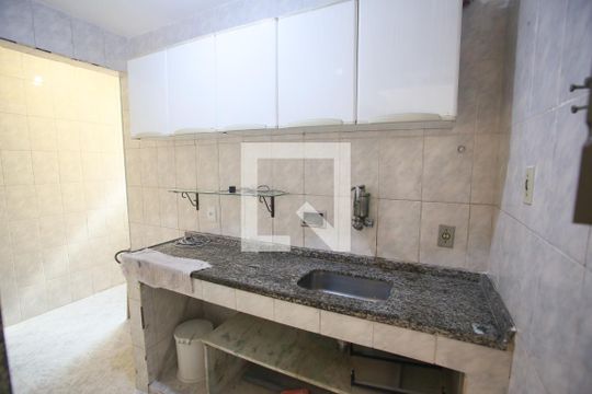 Cozinha de apartamento à venda com 2 quartos, 55m² em Taquara, Rio de Janeiro