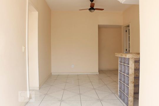 Sala de apartamento à venda com 2 quartos, 64m² em Todos Os Santos, Rio de Janeiro