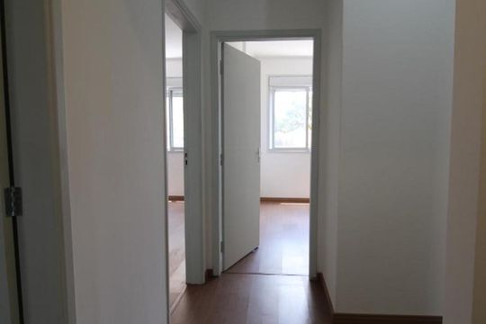 Corredor 2 de apartamento à venda com 3 quartos, 100m² em Centro, Campinas