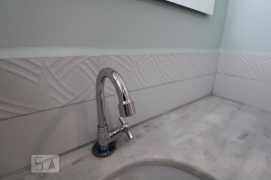 Banheiro Social de apartamento à venda com 3 quartos, 100m² em Centro, Campinas