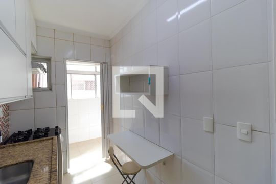 Cozinha de apartamento à venda com 2 quartos, 62m² em Botafogo, Campinas