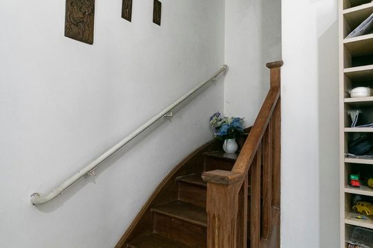 Escadas de casa à venda com 2 quartos, 100m² em Tatuapé, São Paulo