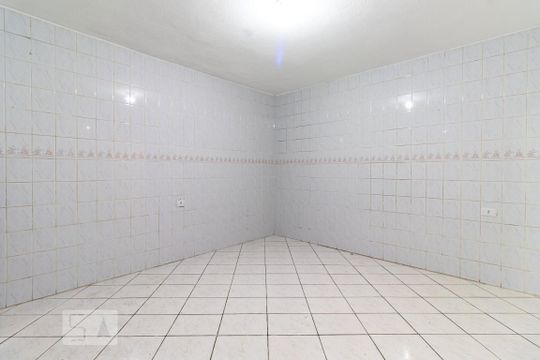 Cozinha de kitnet/studio para alugar com 1 quarto, 70m² em Jardim Miriam, São Paulo