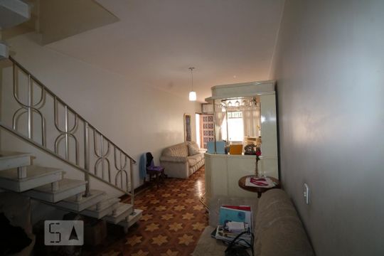 Sala de casa à venda com 4 quartos, 200m² em Vila Carrão, São Paulo