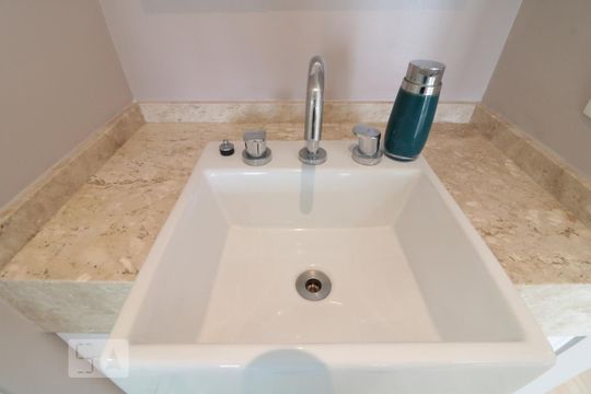 Banheiro de apartamento à venda com 1 quarto, 49m² em Tatuapé, São Paulo