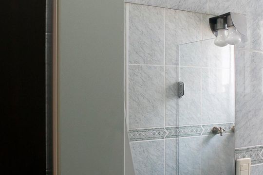 banheiro quarto 1 de casa para alugar com 4 quartos, 170m² em Vila Jaguara, São Paulo