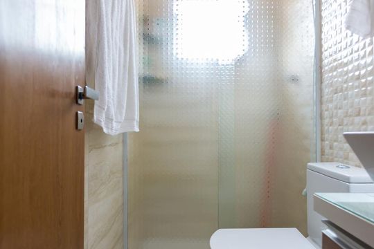 Banheiro da Suíte 3 de casa à venda com 3 quartos, 228m² em Jardim das Flores, Osasco