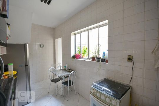 Cozinha de casa de condomínio à venda com 1 quarto, 75m² em Cambuci, São Paulo