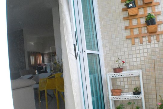 Varanda da Sala de casa de condomínio para alugar com 3 quartos, 240m² em Saboeiro, Salvador