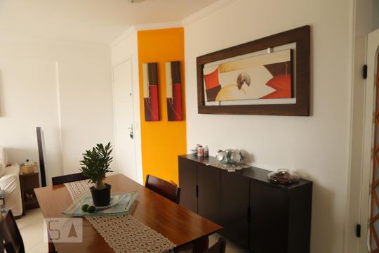 Sala de apartamento à venda com 2 quartos, 55m² em Vila Liviero, São Paulo
