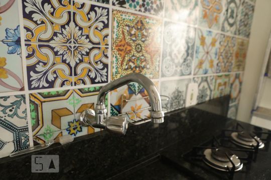 Cozinha de apartamento à venda com 2 quartos, 55m² em Vila Liviero, São Paulo