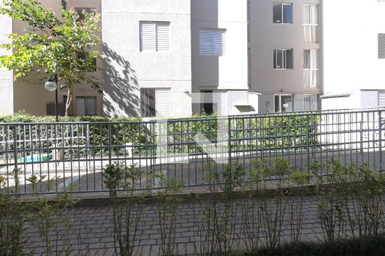 Vista do Quarto 2 de apartamento para alugar com 2 quartos, 43m² em Jardim Angélica, Guarulhos
