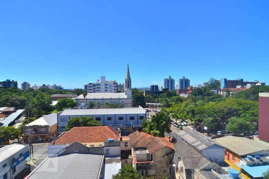 Vista Sala de apartamento à venda com 1 quarto, 52m² em Centro, Canoas