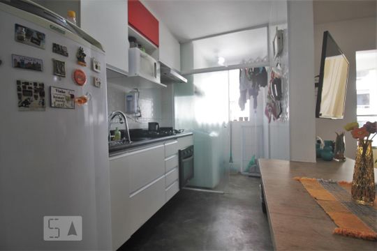 Cozinha de apartamento à venda com 2 quartos, 42m² em Jardim Ampliação, São Paulo