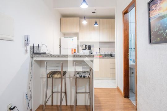 Sala de apartamento à venda com 1 quarto, 30m² em Centro Histórico, Porto Alegre