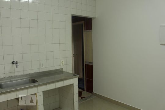 Cozinha de apartamento para alugar com 2 quartos, 139m² em Freguesia de Jacarepaguá, Rio de Janeiro