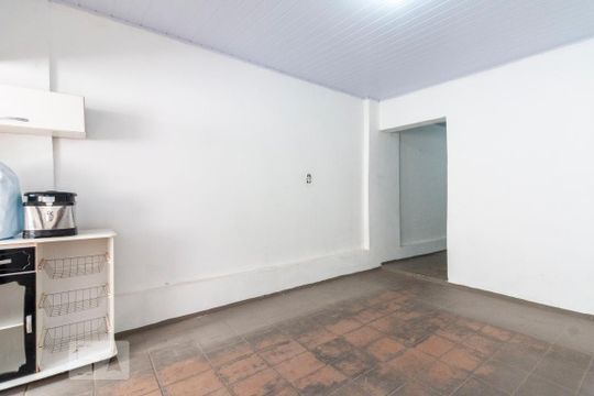 Casa para alugar com 1 quarto, 60m² em Parada Xv de Novembro, São Paulo
