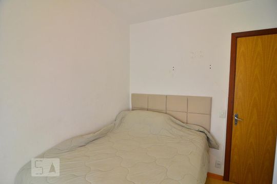Quarto 1 de casa de condomínio à venda com 3 quartos, 93m² em Fátima, Canoas