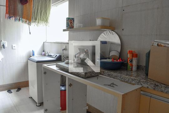 Área de Serviço de casa de condomínio para alugar com 4 quartos, 849m² em Jardim Itália, Jundiaí