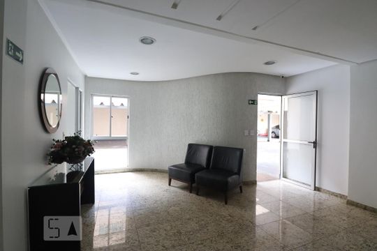 Hall de Entrada de apartamento para alugar com 2 quartos, 68m² em Jardim Goiás, Goiânia