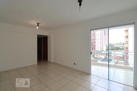 Apartamento para alugar com 2 quartos, 68m² em Jardim Goiás, Goiânia