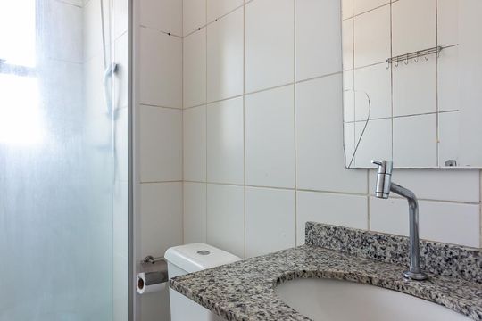 Banheiro da Suíte de apartamento à venda com 2 quartos, 60m² em Presidente Altino, Osasco