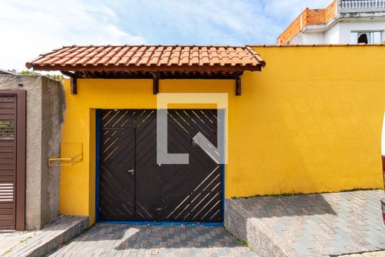 Fachada  de casa à venda com 2 quartos, 119m² em Jardim Fernandes, São Paulo