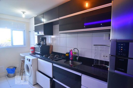 Cozinha de apartamento à venda com 2 quartos, 56m² em Centro, Canoas