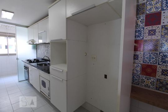 Cozinha de apartamento para alugar com 3 quartos, 97m² em Recreio dos Bandeirantes, Rio de Janeiro