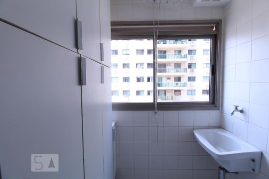 Área de Serviço de apartamento para alugar com 3 quartos, 97m² em Recreio dos Bandeirantes, Rio de Janeiro