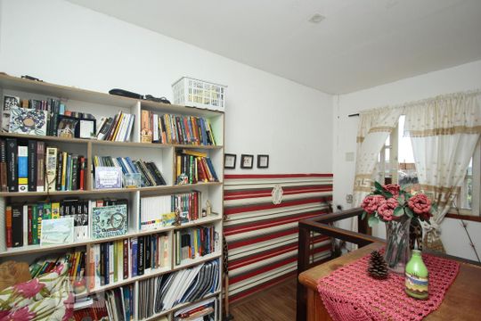 Corredor - Escada de casa para alugar com 2 quartos, 140m² em Santa Teresa, Rio de Janeiro
