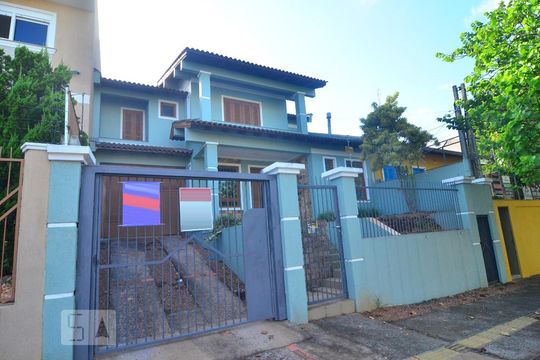 Fachada de casa à venda com 3 quartos, 250m² em Estância Velha, Canoas