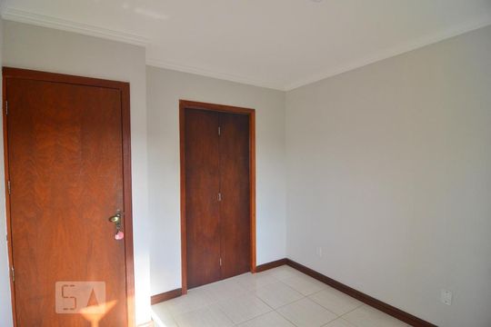 Quarto 1 de casa à venda com 3 quartos, 250m² em Estância Velha, Canoas