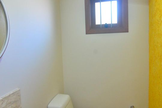 Lavabo de casa à venda com 3 quartos, 250m² em Estância Velha, Canoas