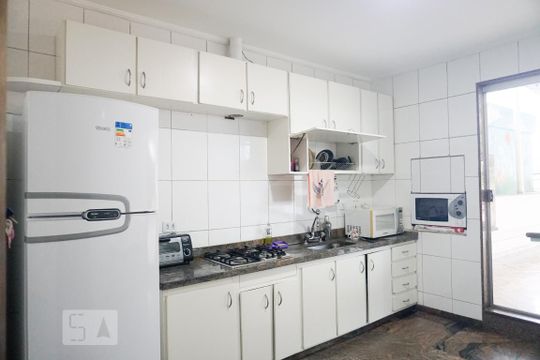 Cozinha de casa à venda com 2 quartos, 300m² em Jardim Popular, São Paulo