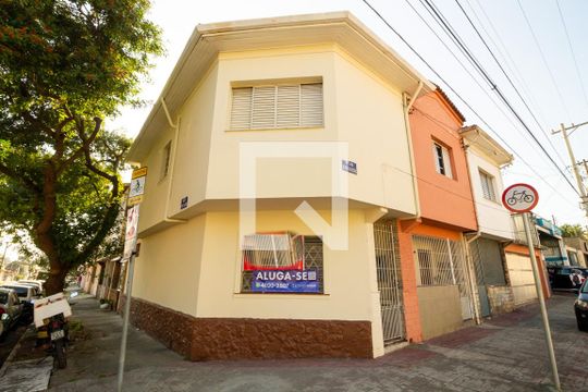 Fachada de casa para alugar com 2 quartos, 85m² em Vila Dom Pedro I, São Paulo