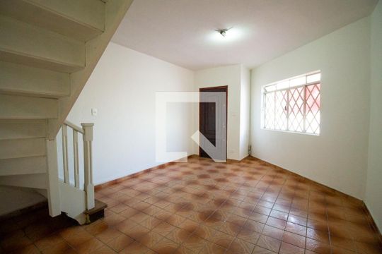 Casa para alugar com 2 quartos, 85m² em Vila Dom Pedro I, São Paulo