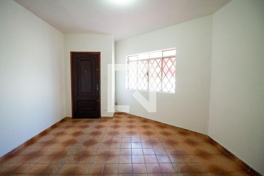 Sala de casa para alugar com 2 quartos, 85m² em Vila Dom Pedro I, São Paulo