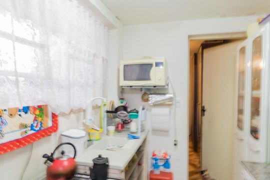 Cozinha de casa à venda com 3 quartos, 200m² em Vila Ré, São Paulo