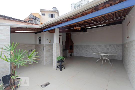Área de Serviço e Área Gourmet de casa para alugar com 2 quartos, 150m² em Vila Londrina, São Paulo
