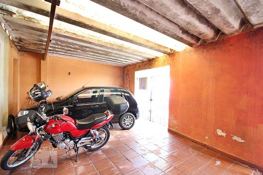 Garagem de casa à venda com 2 quartos, 210m² em Assunção, São Bernardo do Campo