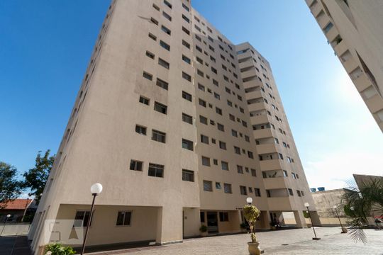 Fachada do bloco de apartamento para alugar com 2 quartos, 67m² em Vila Augusta, Guarulhos