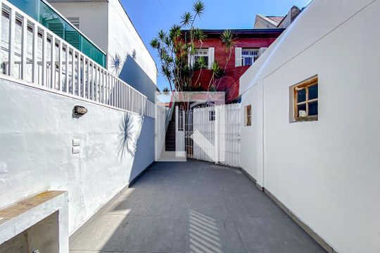 Garagem de casa para alugar com 3 quartos, 100m² em Belenzinho, São Paulo