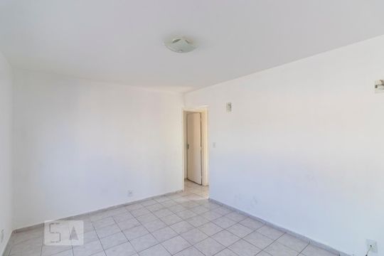 Sala de apartamento à venda com 2 quartos, 58m² em Vila Monumento, São Paulo