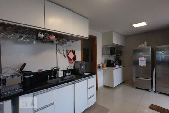 Cozinha de casa à venda com 5 quartos, 430m² em Morumbi, São Paulo