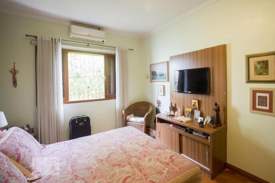 Suíte de casa à venda com 2 quartos, 270m² em Cidade Monções, São Paulo