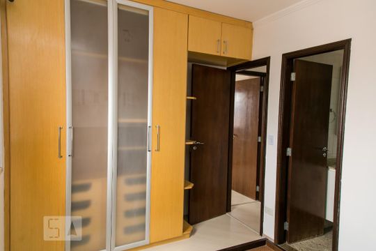 Suíte de apartamento para alugar com 3 quartos, 72m² em Vila Gustavo, São Paulo