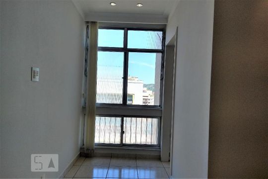 Sala de apartamento para alugar com 2 quartos, 55m² em Todos Os Santos, Rio de Janeiro
