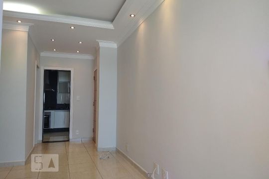 Sala de apartamento para alugar com 2 quartos, 55m² em Todos Os Santos, Rio de Janeiro